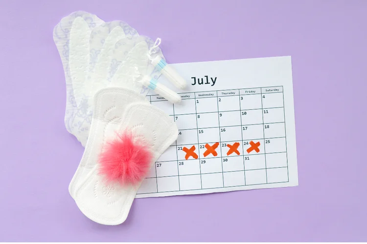 Sanitary products and menstrual calendar representing period delay versus emergency contraception.